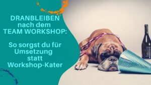 Ein Hund der müde auf dem Boden liegt, neben einem umgefallenen Parthütchen und einer leeren Weinflasche
