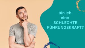 Ein Mann im T-Shirt in zweifelnder Pose: Hand am Kinn und Blick nach links oben gerichtet.